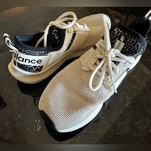 New balance shoe